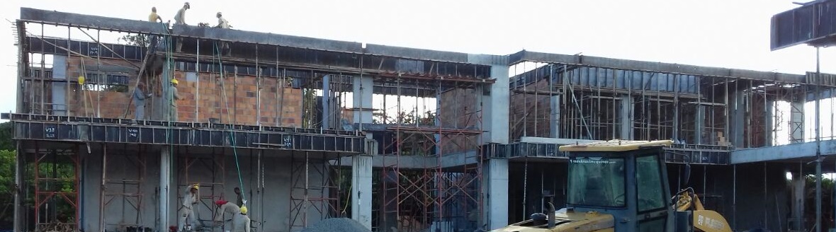 Construção de casas na fundação